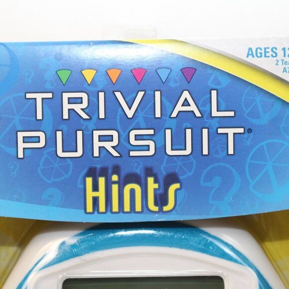 NWT TRIVIAL PURSUIT - Picture 2 of 5